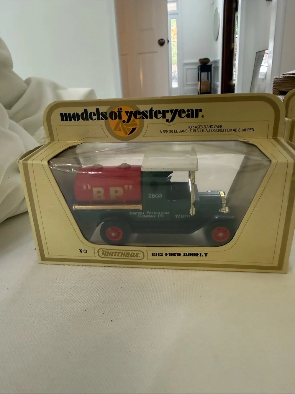 NIB Vintage models of yesteryear matchbox car set of 6